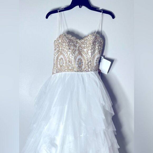 SAY YES TO THE PROM Juniors' Embellished Strapless Cascade Gown, evening dress 5 - Picture 10 of 16